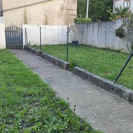 Proche Puydufou * Σολέ